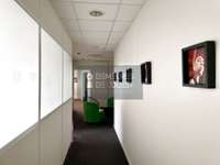Bureaux et commerces 4 pièces