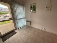 Bureaux et commerces 2 pièces