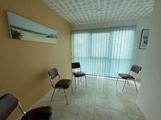 Bureaux et commerces 2 pièces