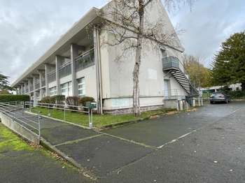 Bureaux et commerces 9 pièces Bureaux et commerces 9 pièces