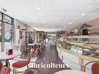 Vente Bureaux et commerces 177 m&sup2;Pélissanne
