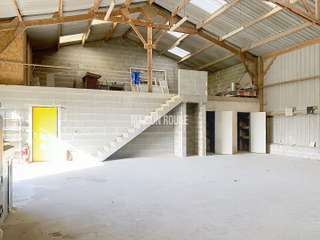 Bureaux et commerces 3 pièces