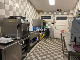 Bureaux et commerces 14 pièces