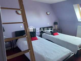 Bureaux et commerces 14 pièces