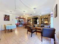 Bureaux et commerces 15 pièces