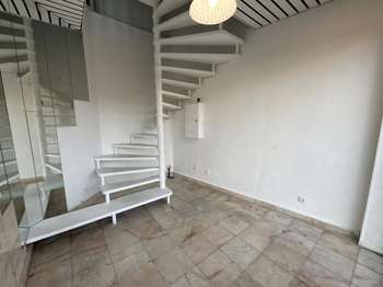 Bureaux et commerces 4 pièces
