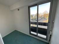 Bureaux et commerces 4 pièces