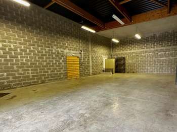 Bureaux et commerces 1 pièce