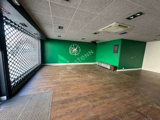 Bureaux et commerces 3 pièces