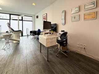 Bureaux et commerces 7 pièces