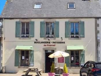 Vente Bureaux et commerces 170 m&sup2;Plouégat-Guérand