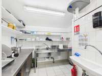 Bureaux et commerces 5 pièces