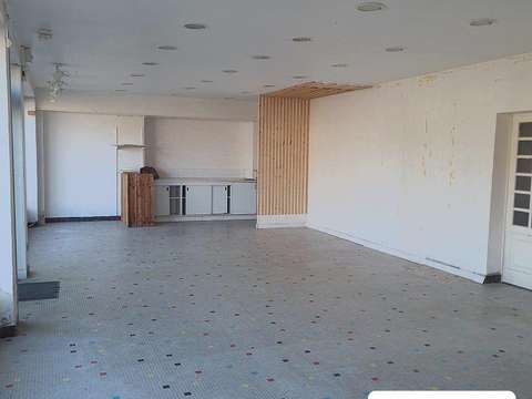 Bureaux et commerces 5 pièces