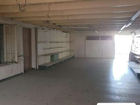 Bureaux et commerces 5 pièces