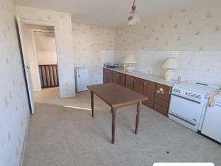 Bureaux et commerces 5 pièces