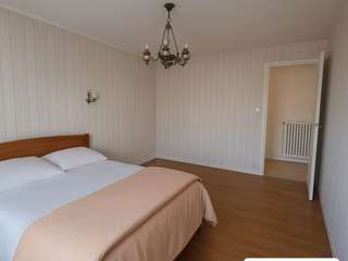 Bureaux et commerces 5 pièces