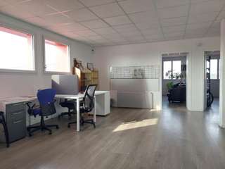 Bureaux et commerces 9 pièces Bureaux et commerces 9 pièces