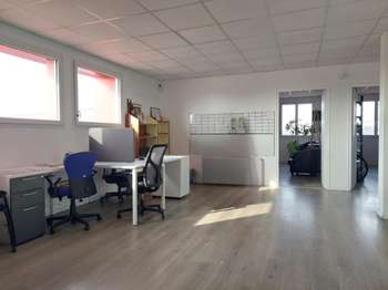 Bureaux et commerces 9 pièces Bureaux et commerces 9 pièces