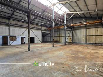 Vente Bureaux et commerces 451 m&sup2;Ploumagoar