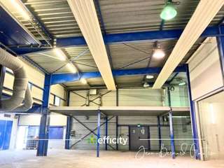 Bureaux et commerces 6 pièces