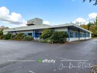 Bureaux et commerces 6 pièces