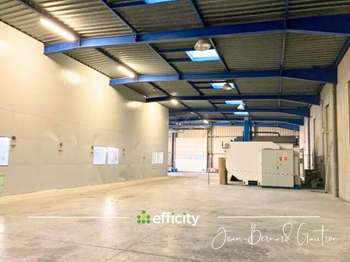 Bureaux et commerces 6 pièces