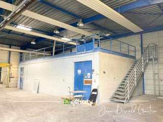 Bureaux et commerces 6 pièces