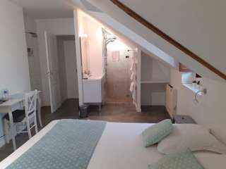 Bureaux et commerces 13 pièces