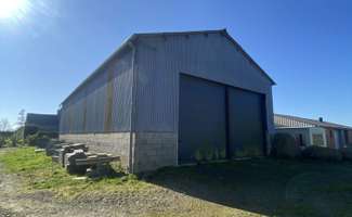 Photo Bureaux et commerces Poilley