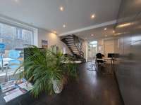 Bureaux et commerces 5 pièces