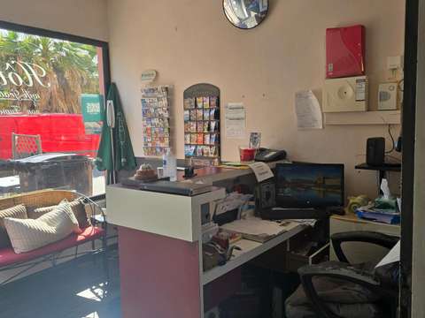 Bureaux et commerces 14 pièces