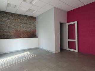 Bureaux et commerces 3 pièces