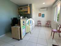 Bureaux et commerces 4 pièces