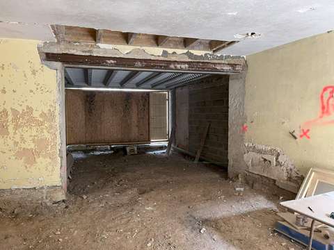 Bureaux et commerces 4 pièces
