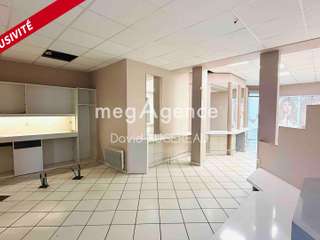 Bureaux et commerces 2 pièces