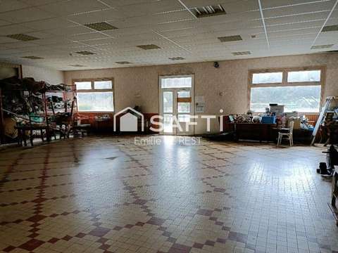 Bureaux et commerces 12 pièces