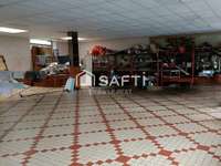 Bureaux et commerces 12 pièces