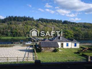 Bureaux et commerces 12 pièces