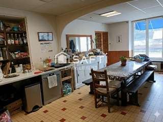 Bureaux et commerces 12 pièces