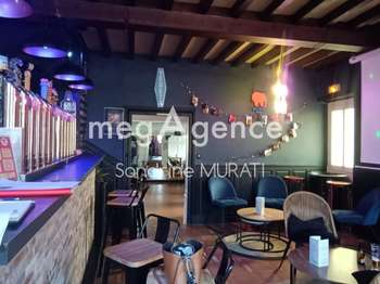 Bureaux et commerces 4 pièces