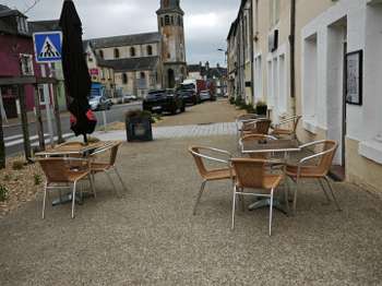 Bureaux et commerces 4 pièces Pré-en-Pail-Saint-Samson 53