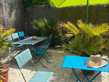 Vente Bureaux et commerces 143 m&sup2;Primel-tregastel