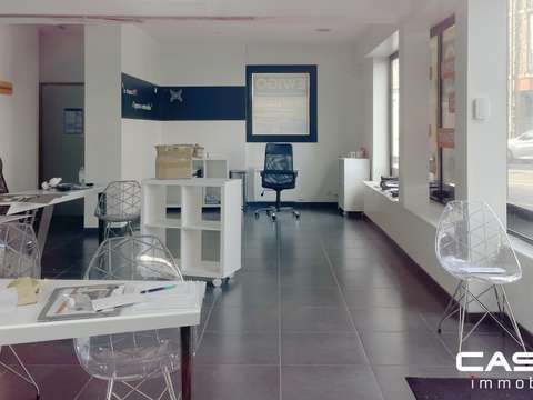 Bureaux et commerces 2 pièces