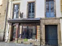 Bureaux et commerces 4 pièces