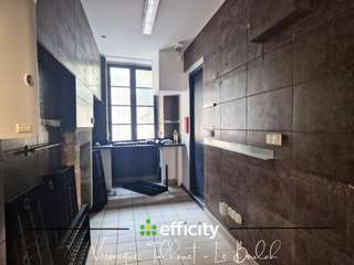 Bureaux et commerces 4 pièces
