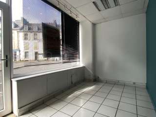 Bureaux et commerces 2 pièces Bureaux et commerces 2 pièces