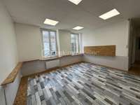 Bureaux et commerces 4 pièces