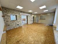 Bureaux et commerces 4 pièces