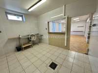 Bureaux et commerces 4 pièces