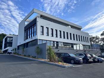Vente Bureaux et commerces 182 m&sup2;Quimper Frugy - Locmaria - Kernoter